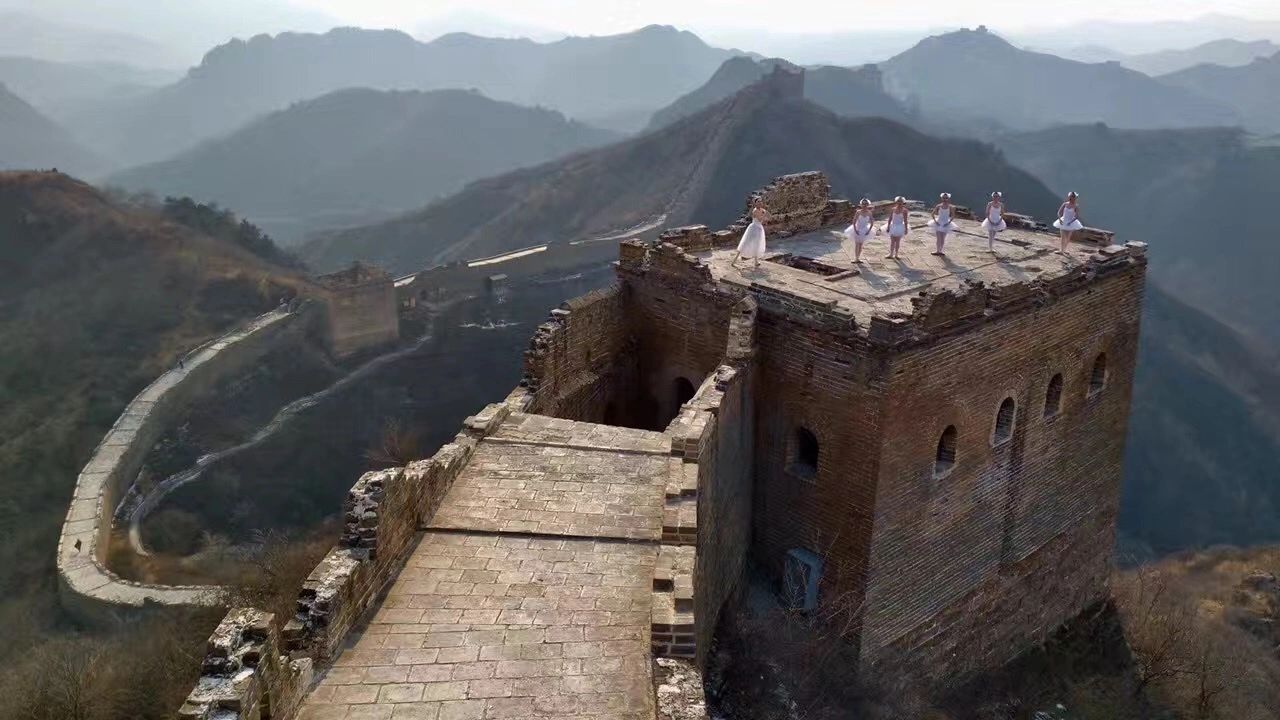 Walk among Jinshanling’s Watchtowers — travel photographs