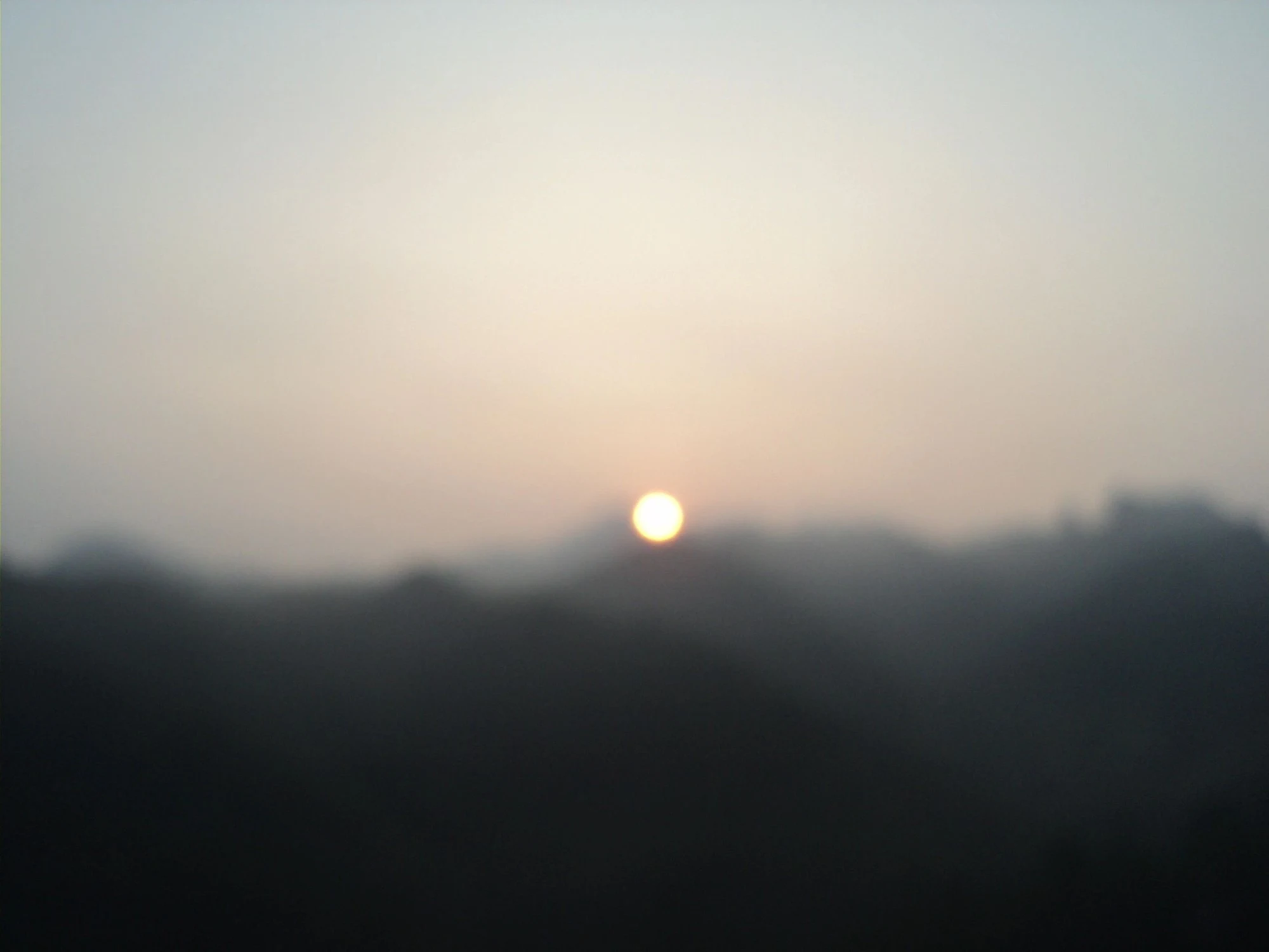 1R2: Sunrise at Gubeikou and a Walk toward Jinshanling — travel photographs