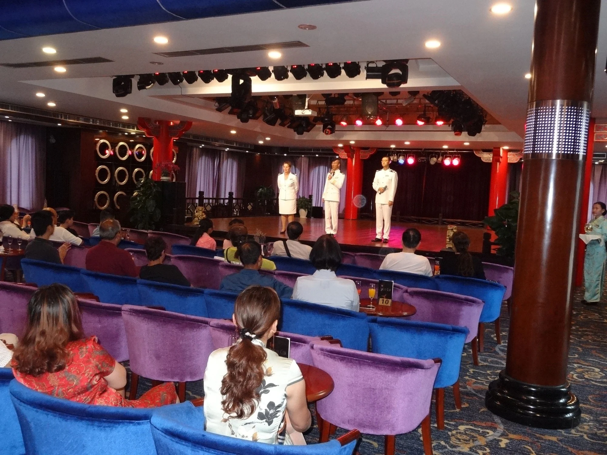 Aboard Victoria Jenna on the Yangtze River — travel photographs
