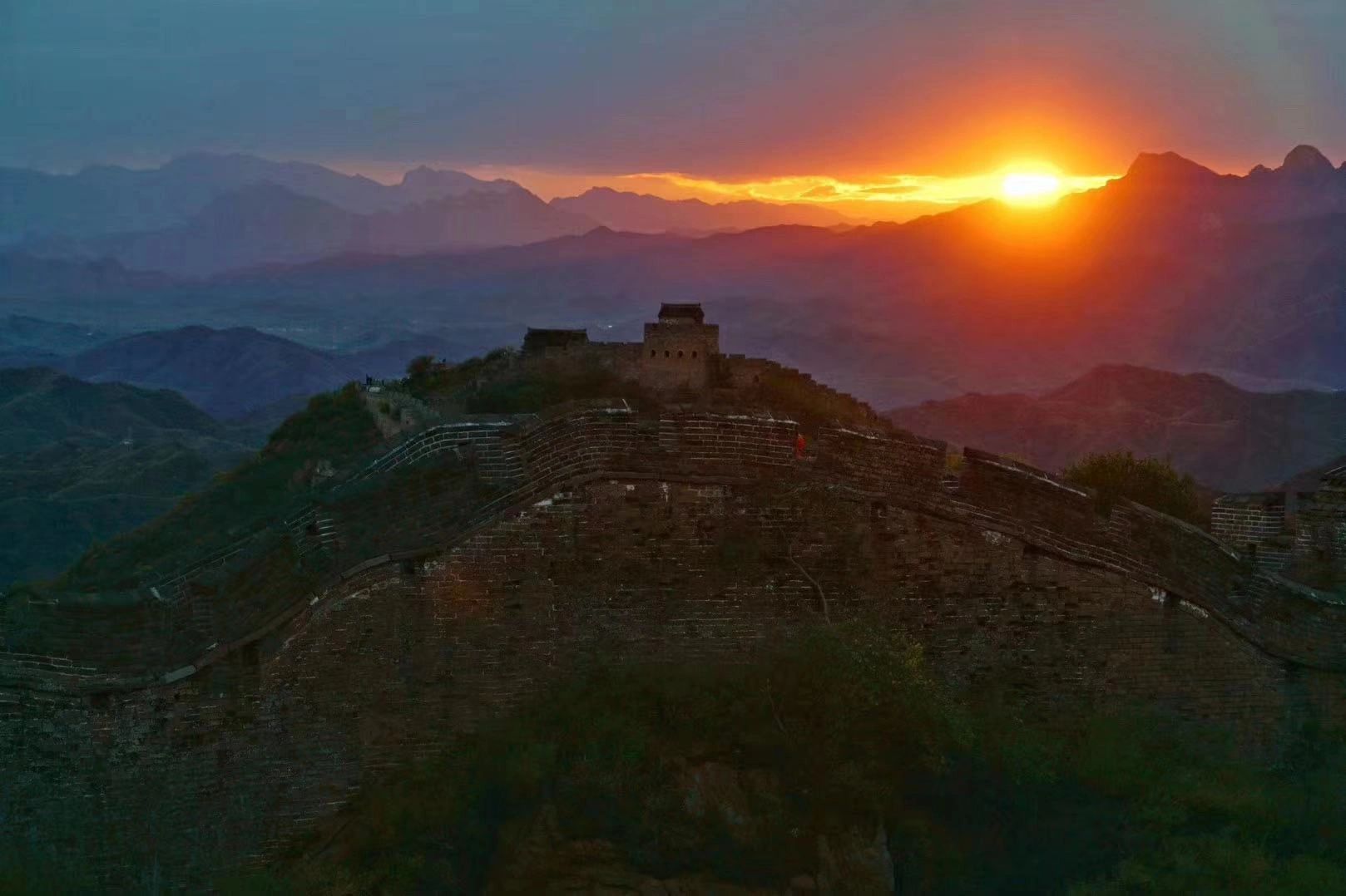 1S1: A Wild-to-Restored Great Wall Sunset Walk — travel photographs
