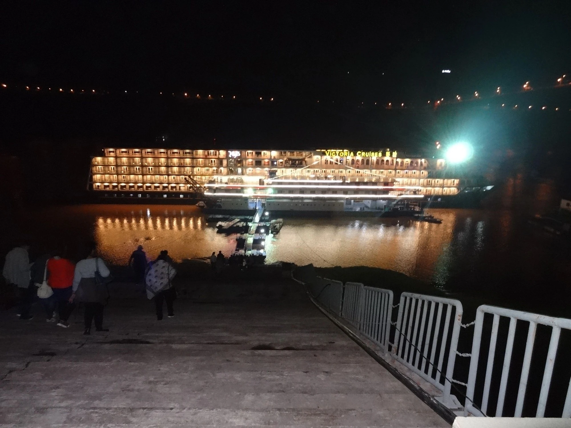 Aboard Victoria Jenna on the Yangtze River — travel photographs