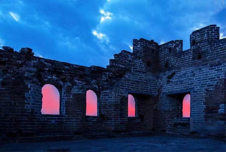 Walk the Great Wall in the Golden Hours — travel photographs