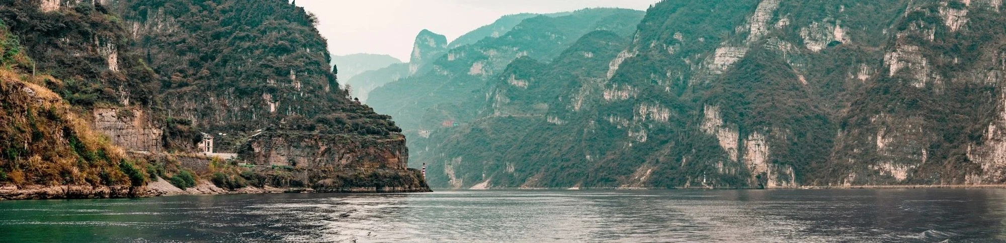 Yangtze River Three Gorges Cruise and Dam