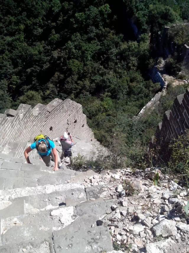 1BJ: A Closer Look at Wild Jiankou — travel photographs