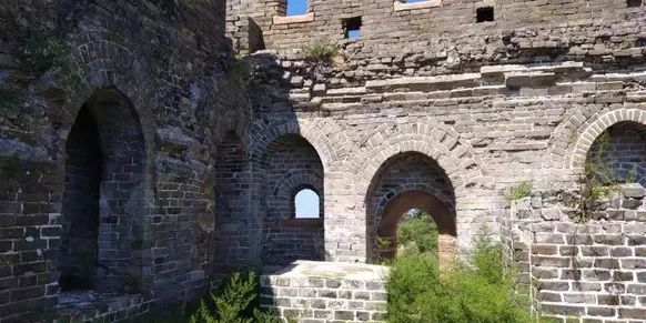 12 Days on the Great Wall of China — mountain landscape and Great Wall towers