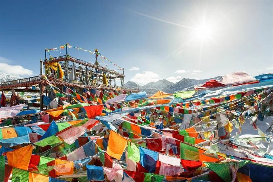 Discover Tibet’s Heritage and Himalayan Landscapes — travel photographs