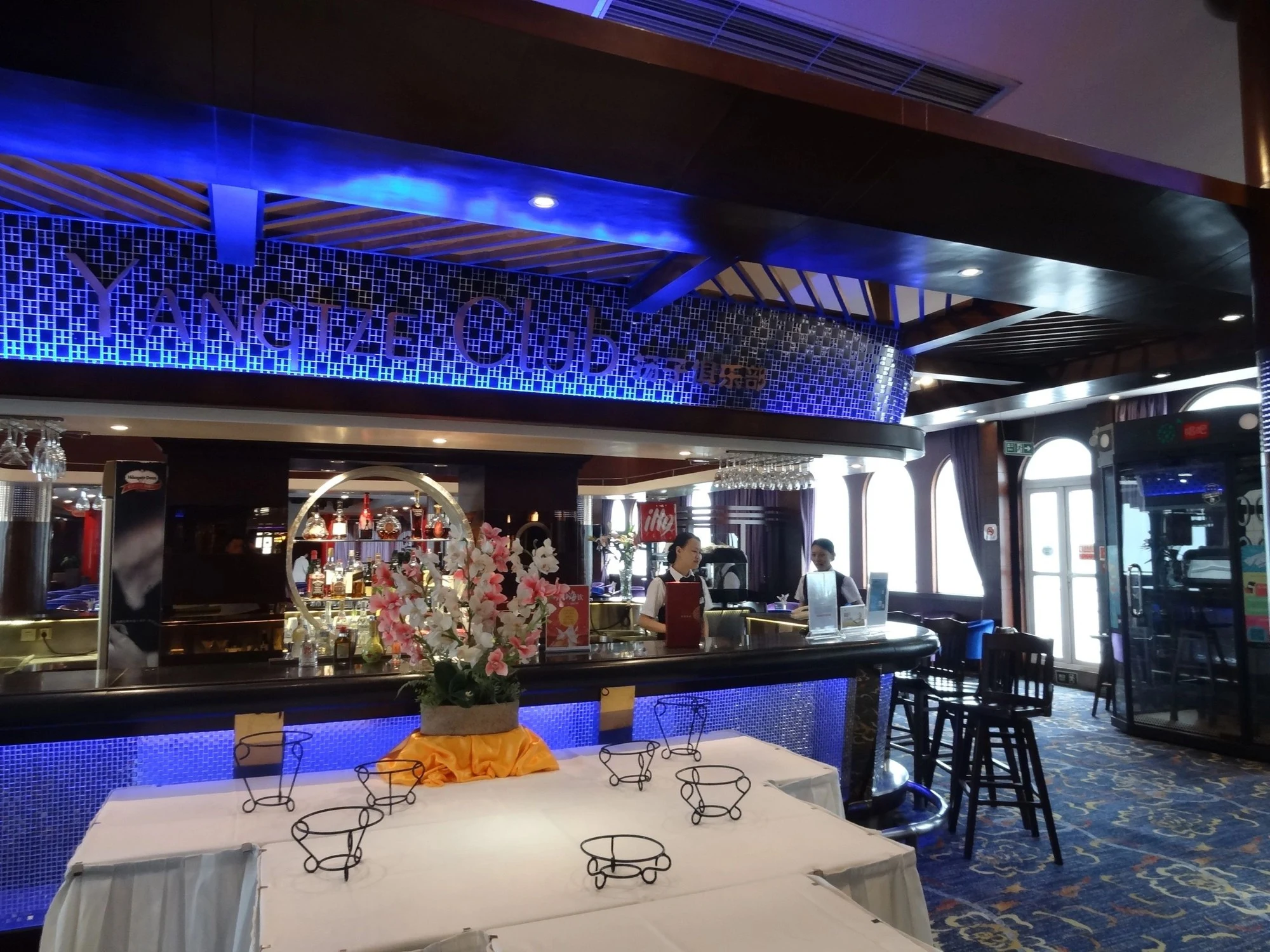 Aboard Victoria Jenna on the Yangtze River — travel photographs